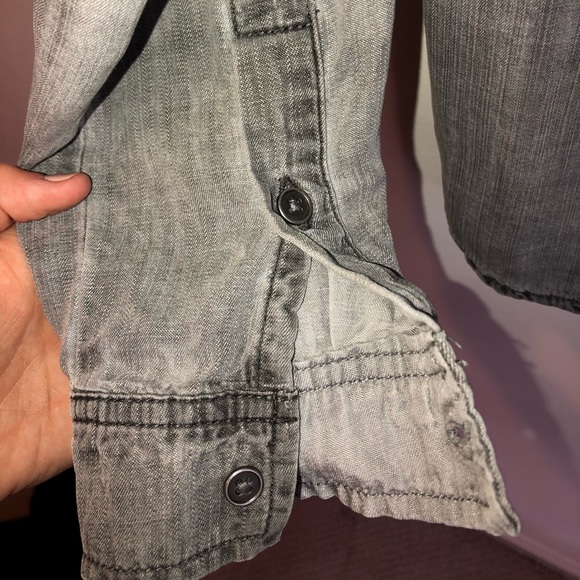 Gray Ombré Chambray Button Down - Picture 4 of 6